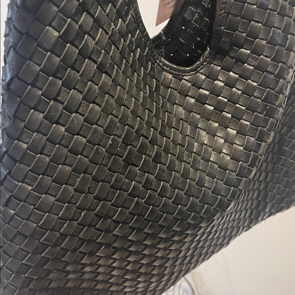 🆕 Leather Woven Hobo Bag - Picture 8 of 12